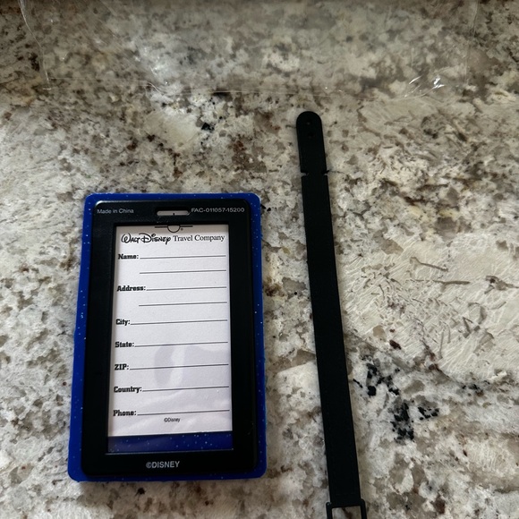 American Tourister Official Luggage Of Disneyland 60th Anniversary Luggage Tag - Picture 3 of 4